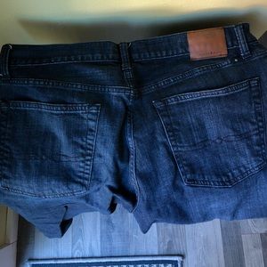 Men’s lucky jeans